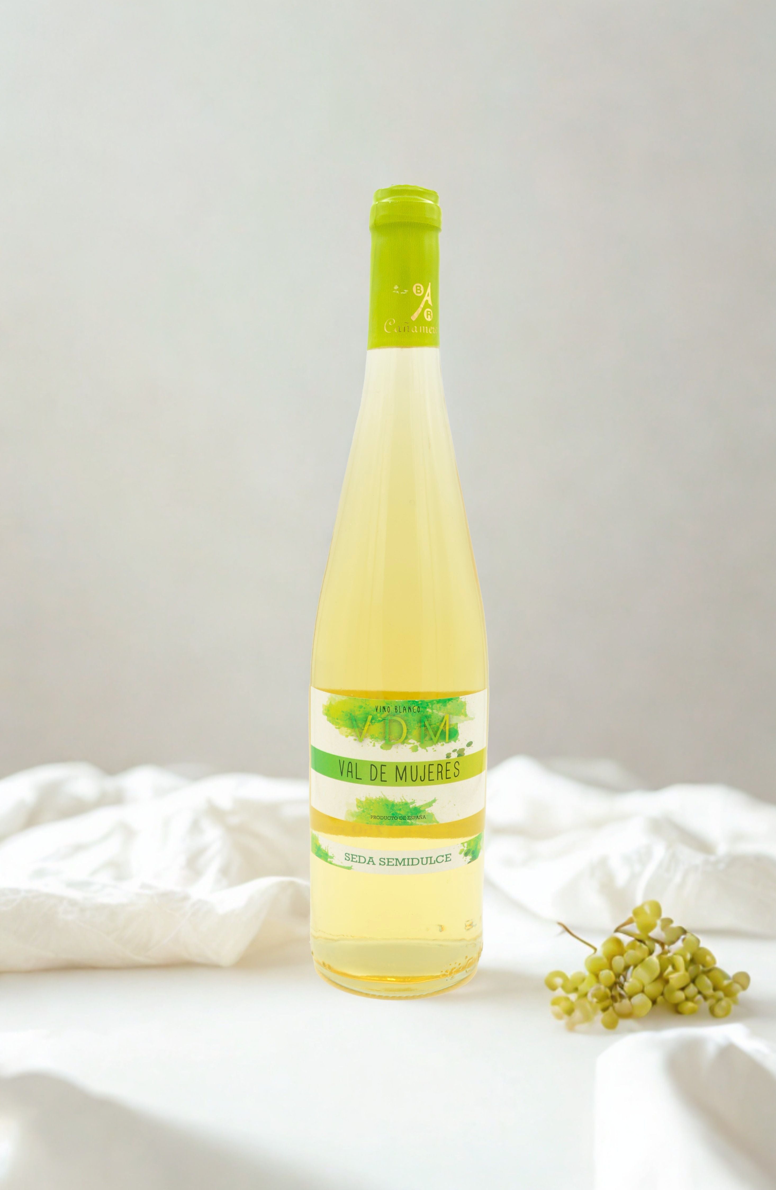 Vino blanco dulce: qué es, tipos y cuál comprar (guía completa 2026)